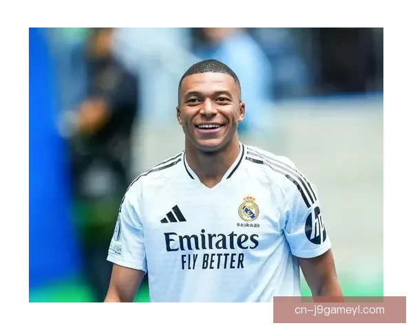 姆巴佩报名驾校冲本赛季内驾照