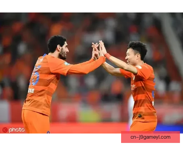 半场战平金朱晟染红 三次中框无解 半场战平金朱晟染红 三次中框无解